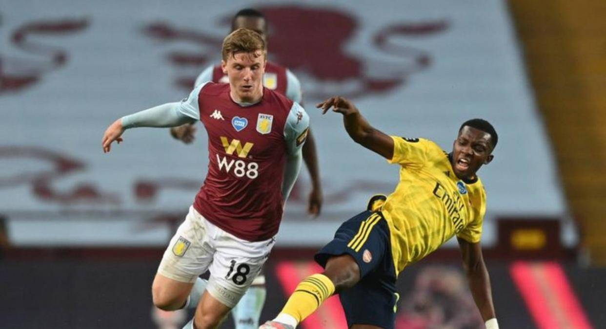 ag体育官网注册-今晨体能课后，那不勒斯再遭质疑备战欧联，底气十足，球队文化再被提及